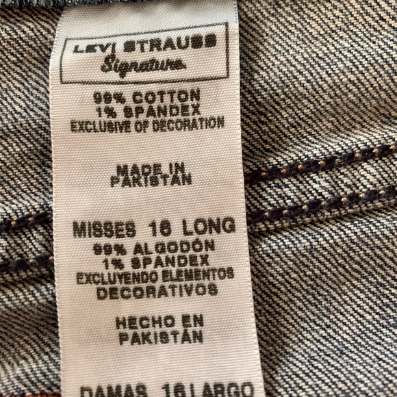 Levi’s Signature Mid-Rise Bootcut Jeans - Picture 5 of 6